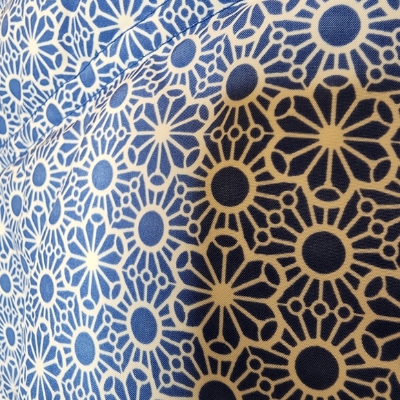 NWT Gap Kids Down Puffer Coat. Blue white floral. Size XL (12). - Picture 2 of 15